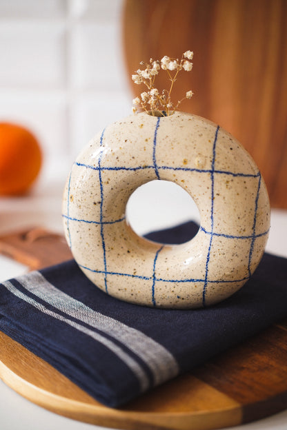 Linéa Luna Blue Donut Vase